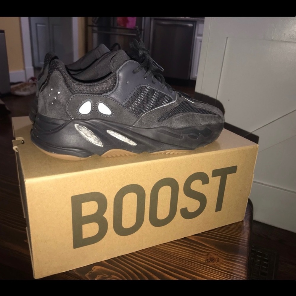 Yeezy 700s